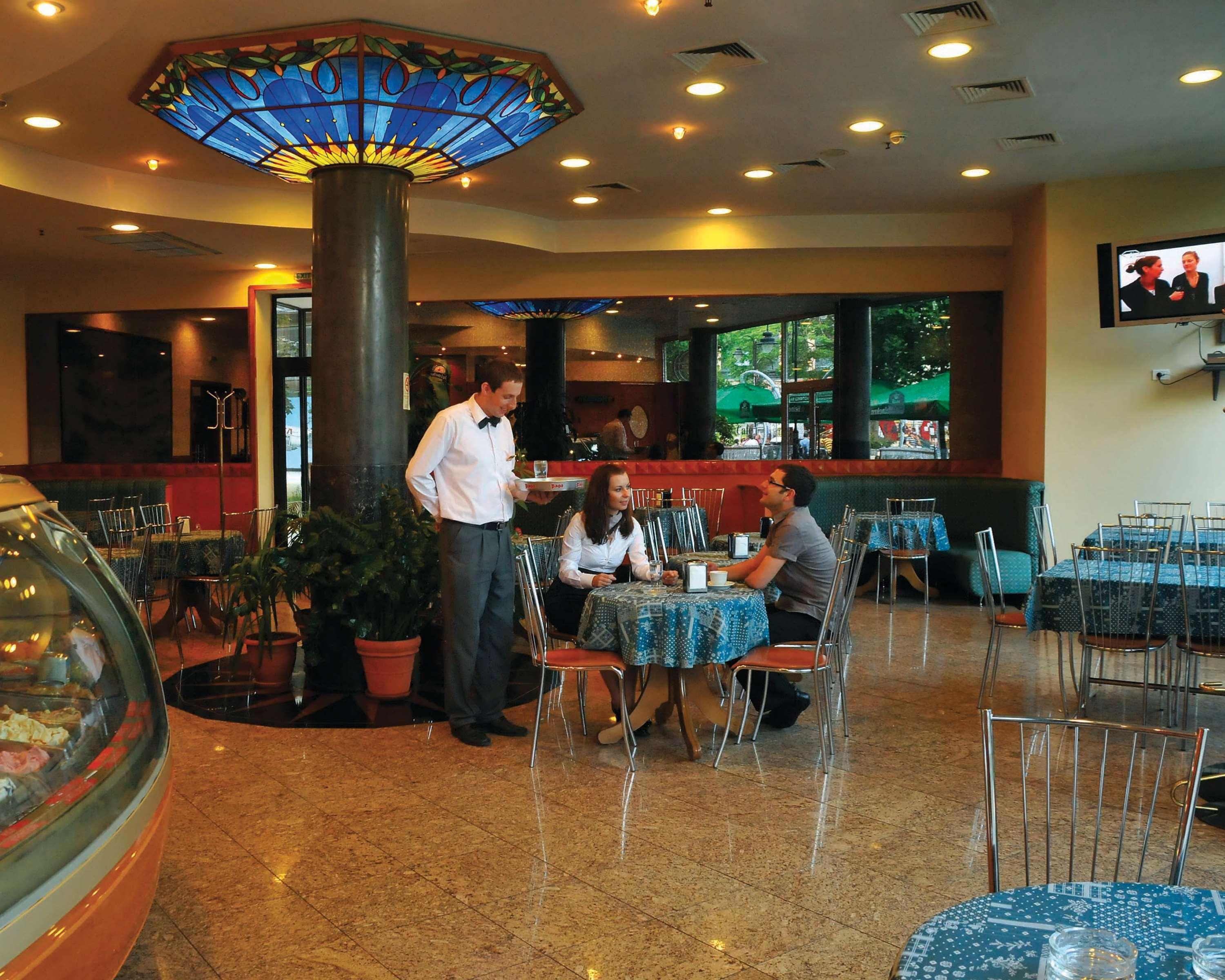 Best Western Hotel Turist Skopje Restaurante foto